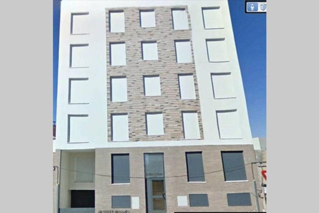 4F, Aire Acondic, 80M2, 2 Dormitorios, 4 Huespedes, Wifi Gratis La Línea de la Concepción エクステリア 写真